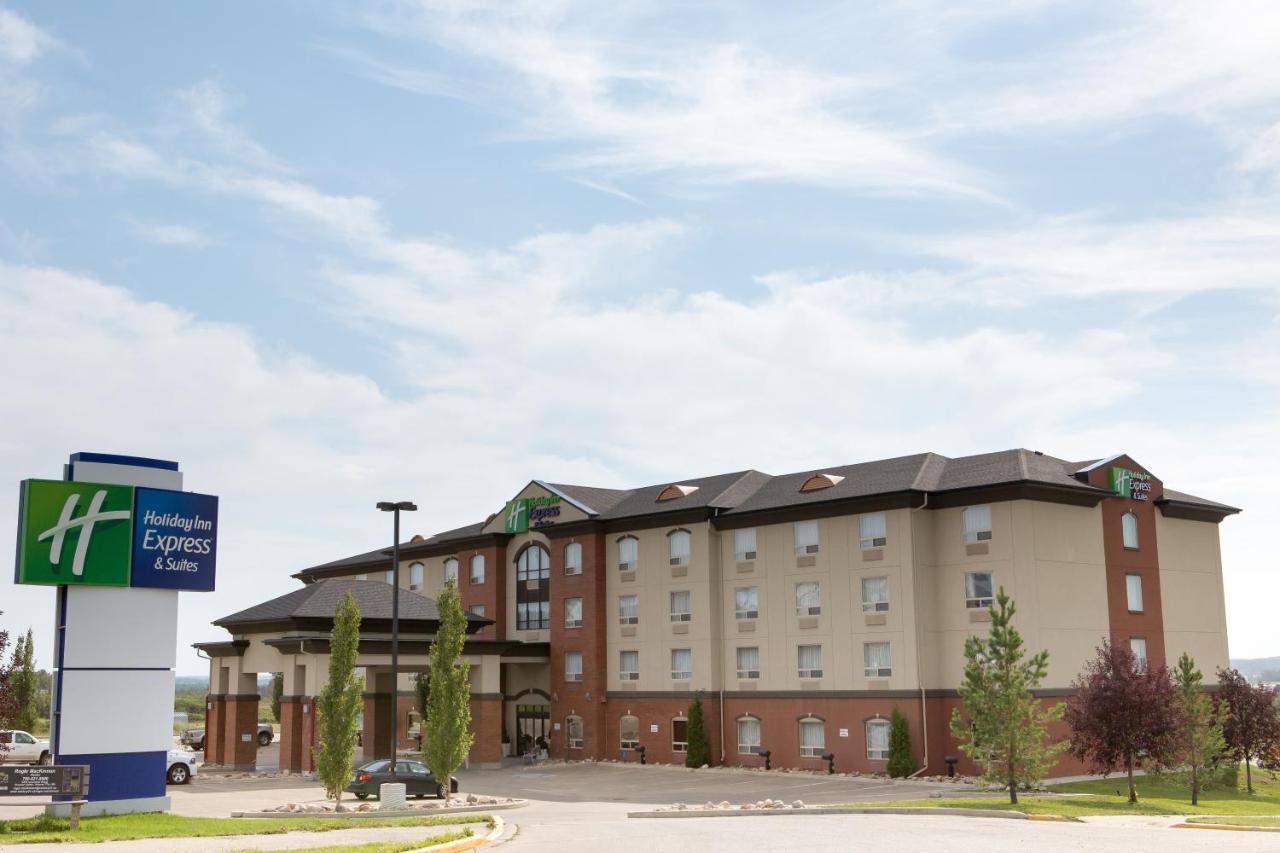 Holiday Inn Express & Suites Drayton Valley By Ihg Kültér fotó