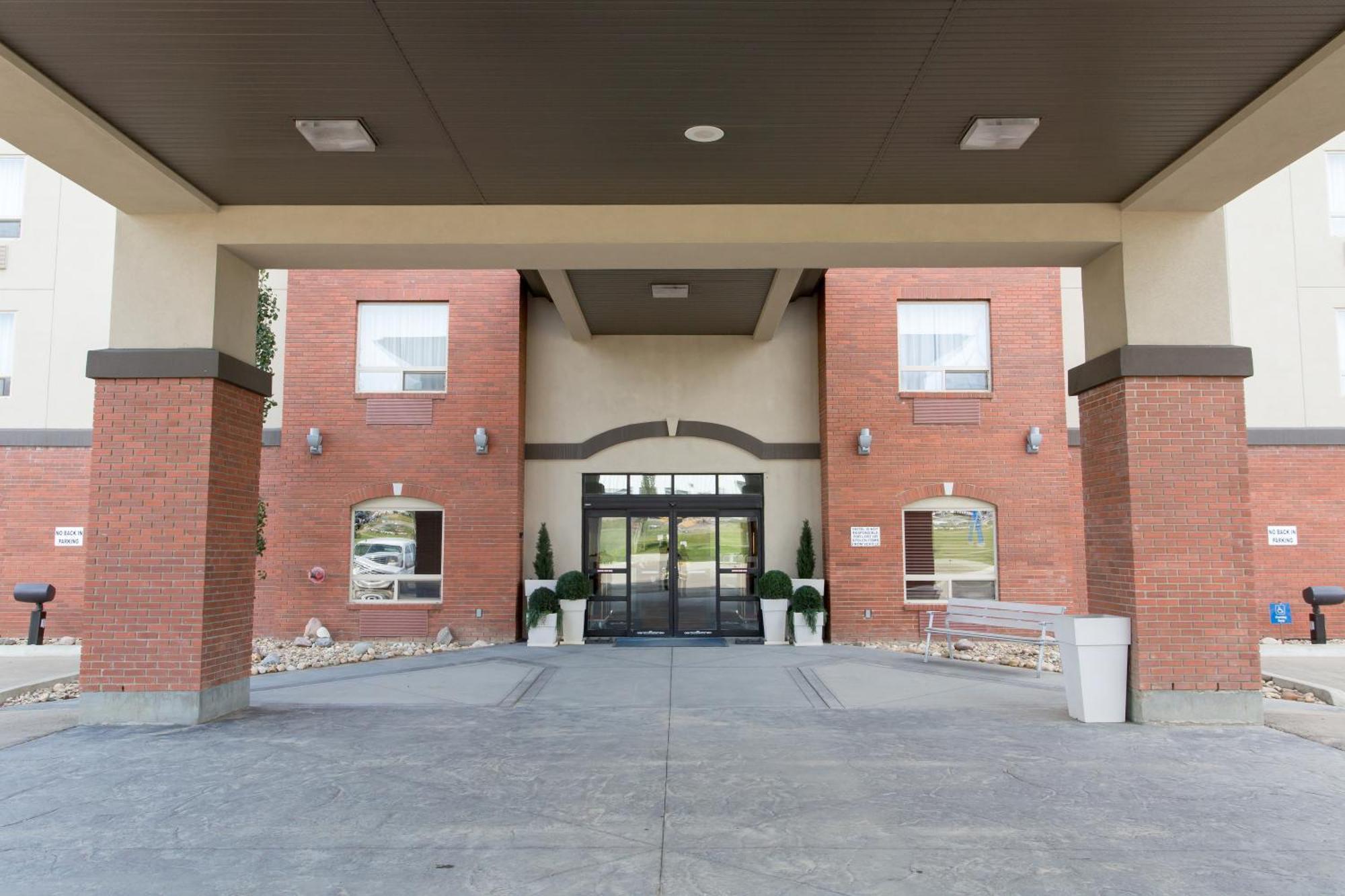 Holiday Inn Express & Suites Drayton Valley By Ihg Kültér fotó