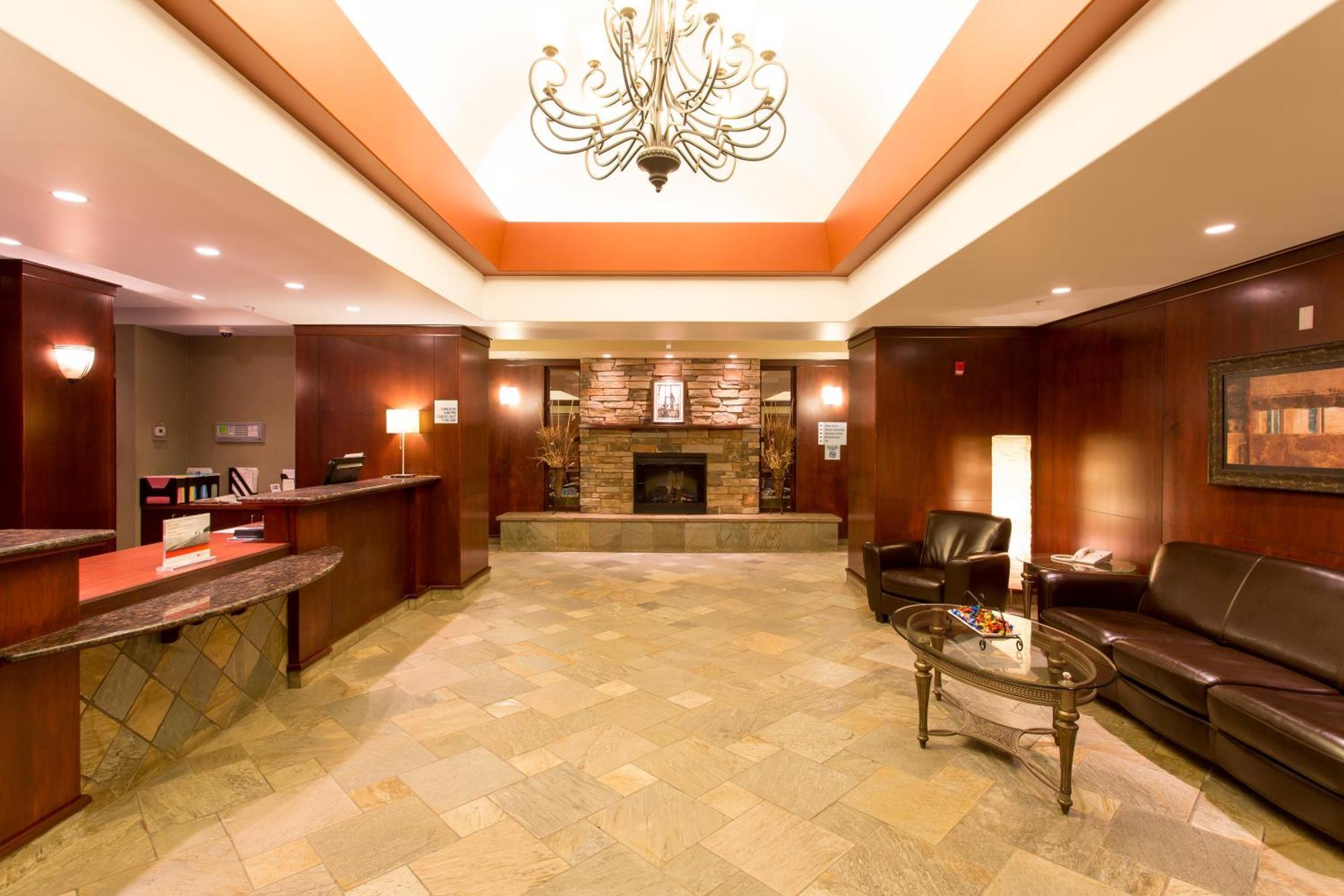 Holiday Inn Express & Suites Drayton Valley By Ihg Kültér fotó