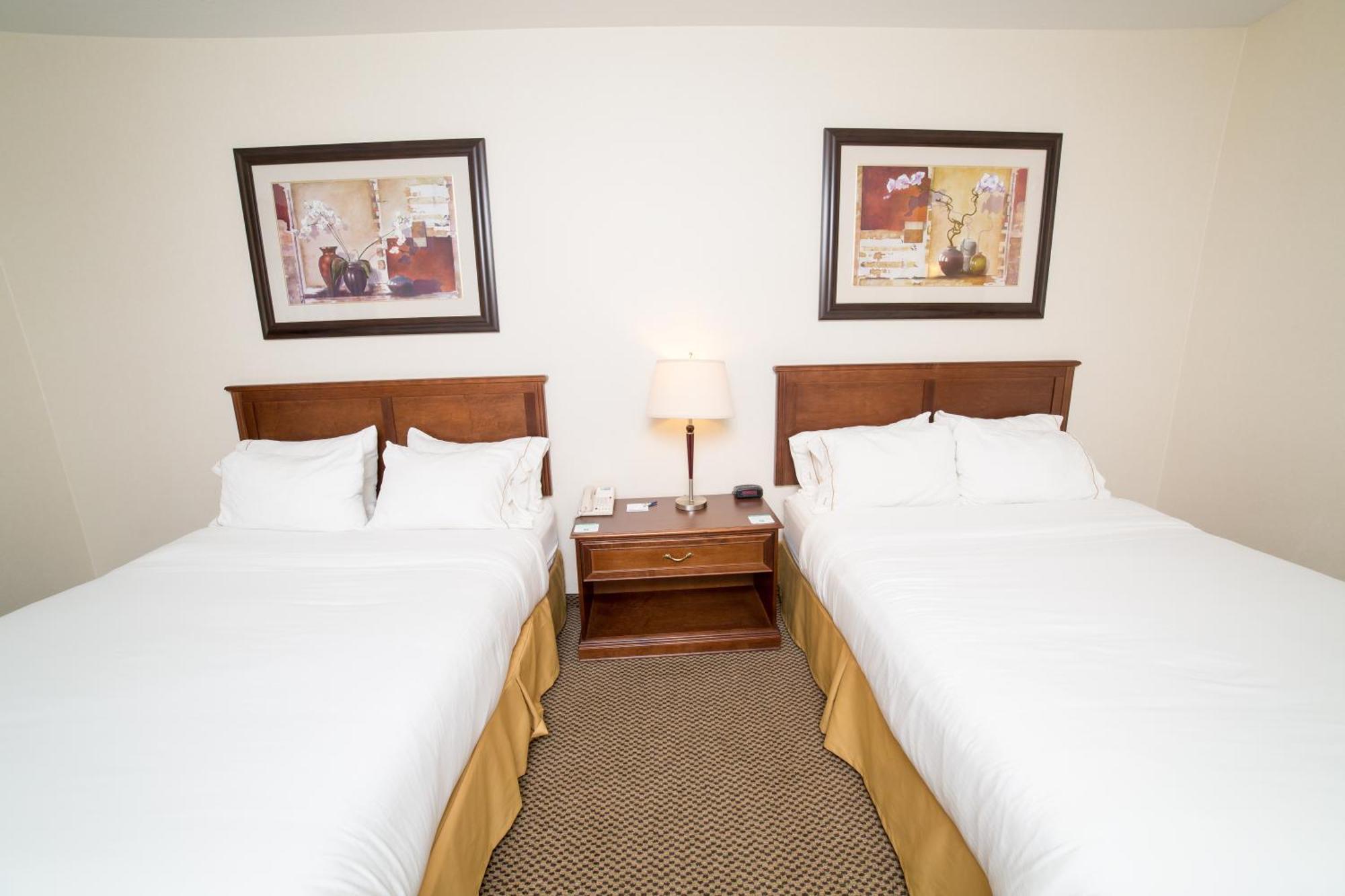 Holiday Inn Express & Suites Drayton Valley By Ihg Kültér fotó