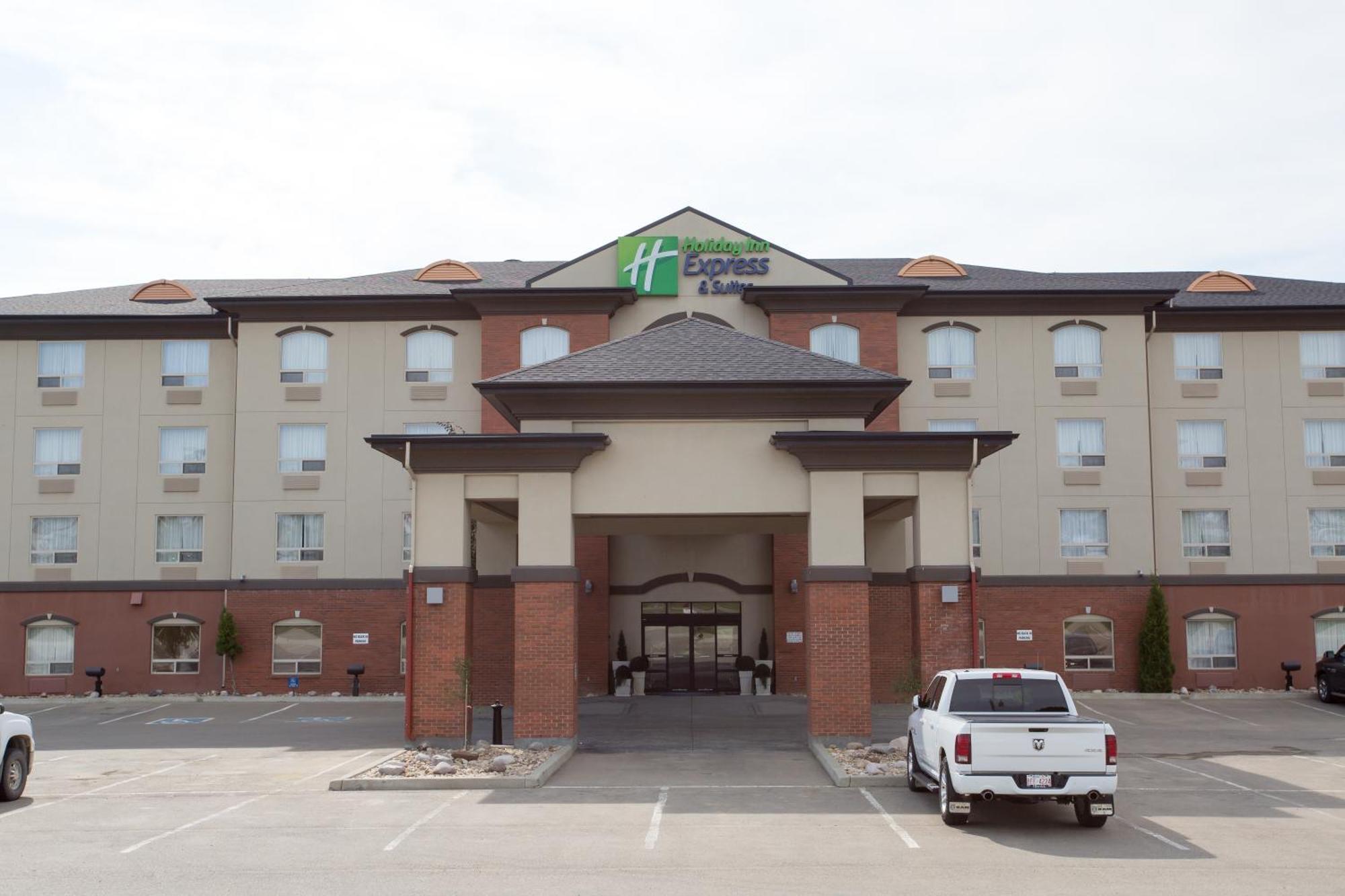 Holiday Inn Express & Suites Drayton Valley By Ihg Kültér fotó