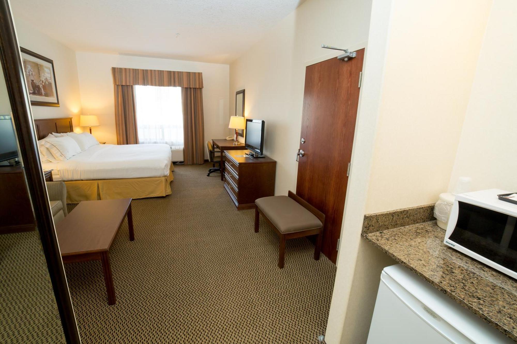 Holiday Inn Express & Suites Drayton Valley By Ihg Kültér fotó