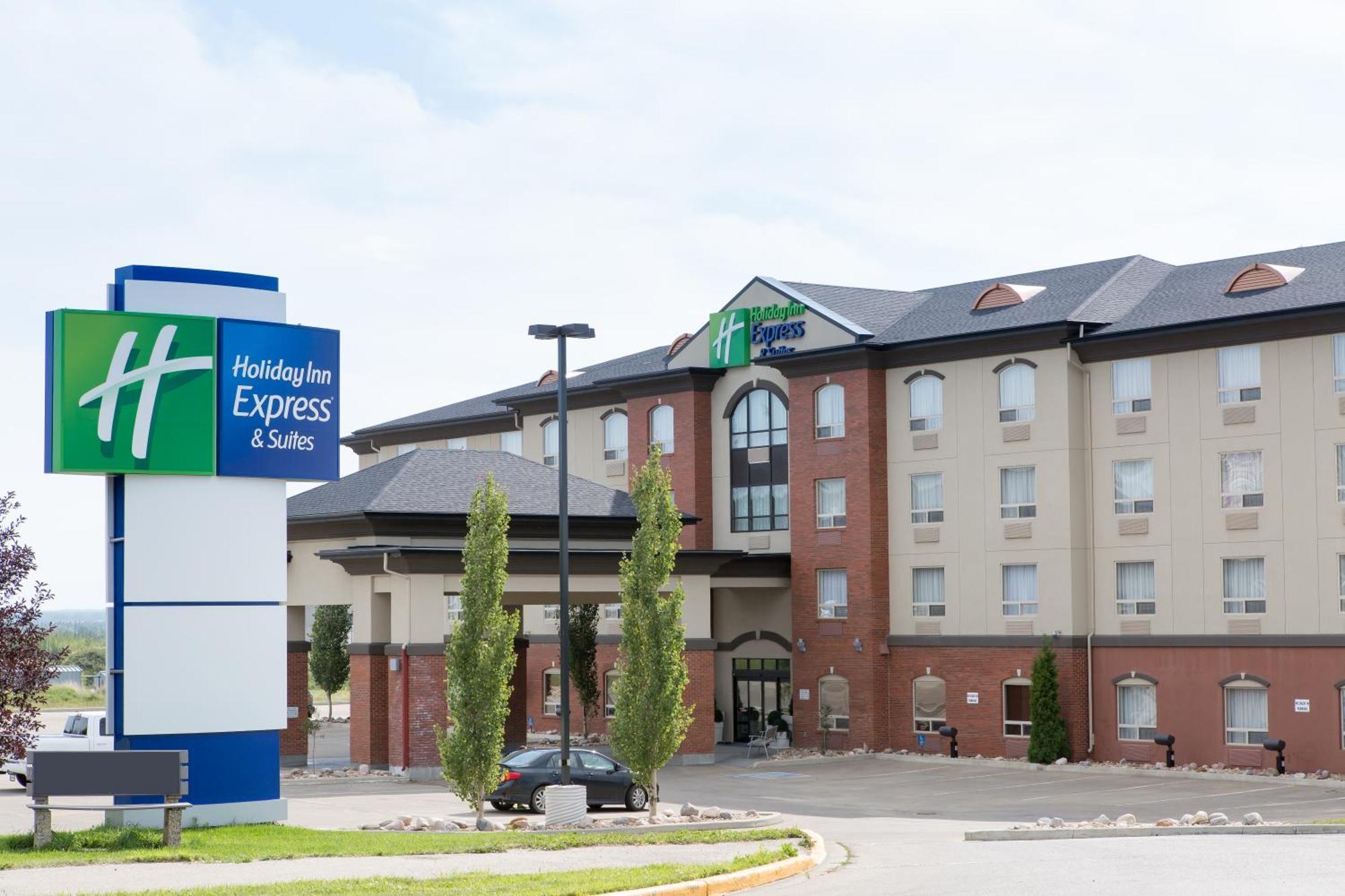 Holiday Inn Express & Suites Drayton Valley By Ihg Kültér fotó