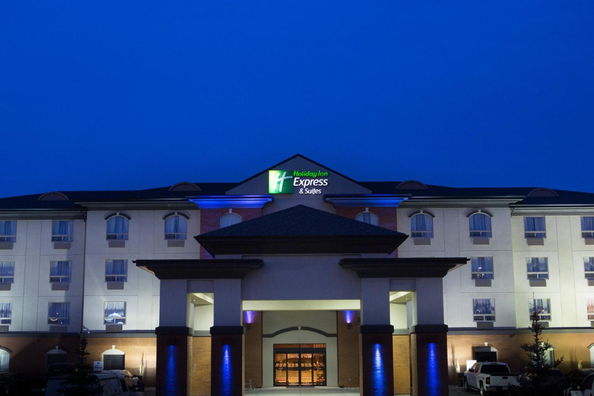 Holiday Inn Express & Suites Drayton Valley By Ihg Kültér fotó