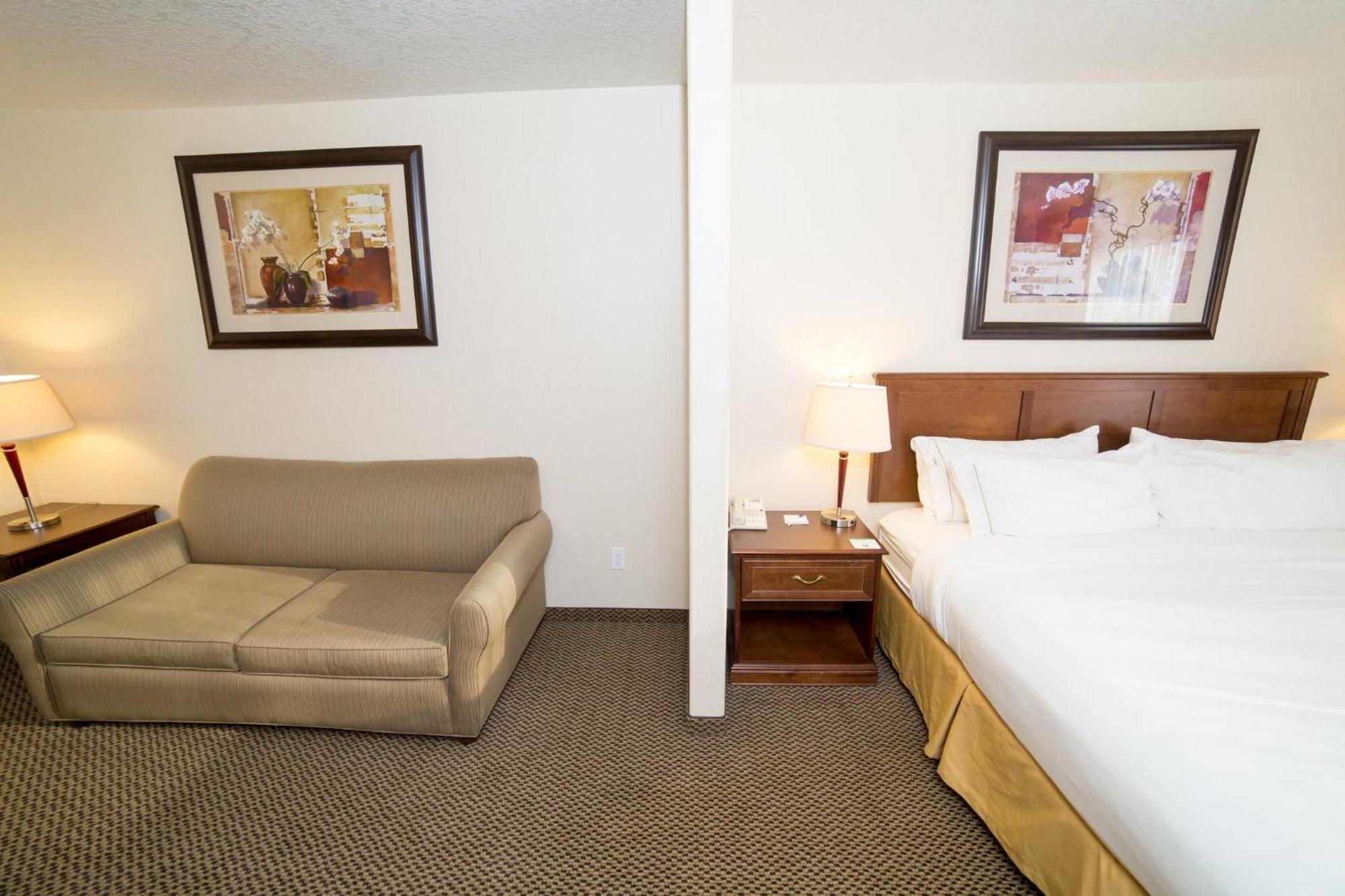 Holiday Inn Express & Suites Drayton Valley By Ihg Kültér fotó