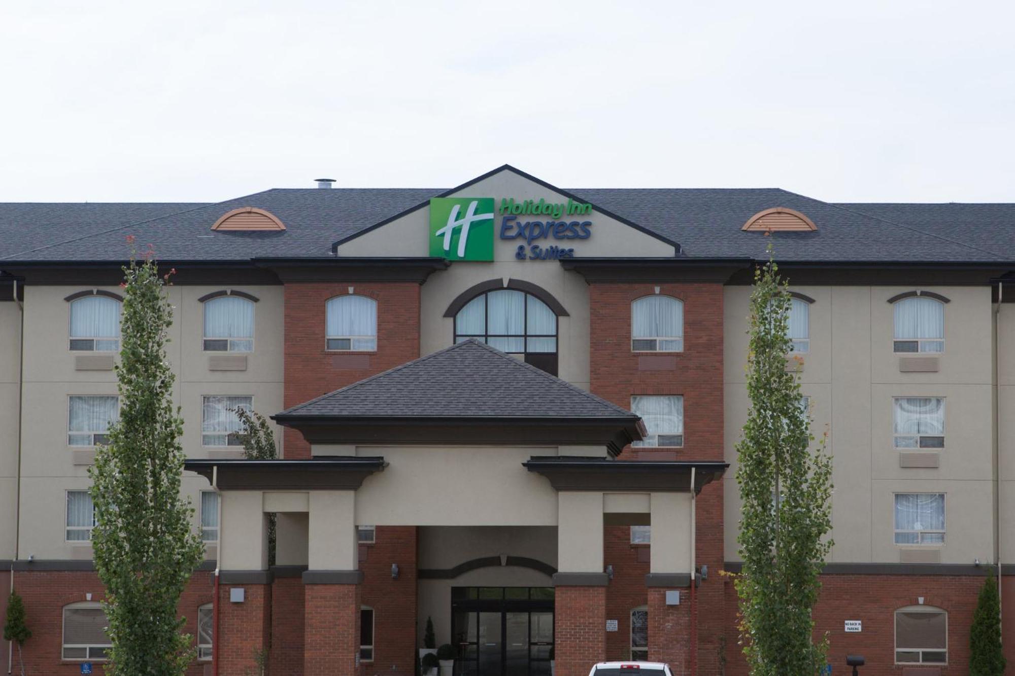 Holiday Inn Express & Suites Drayton Valley By Ihg Kültér fotó